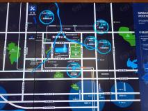 首创龙华中心位置交通图